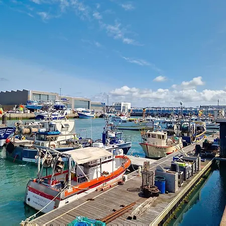 Casa vacanze Maison T4 Rénovée - Jardin Privé - Et Commerces à Pied - Stationnement Inclus - Fr-1-331-32