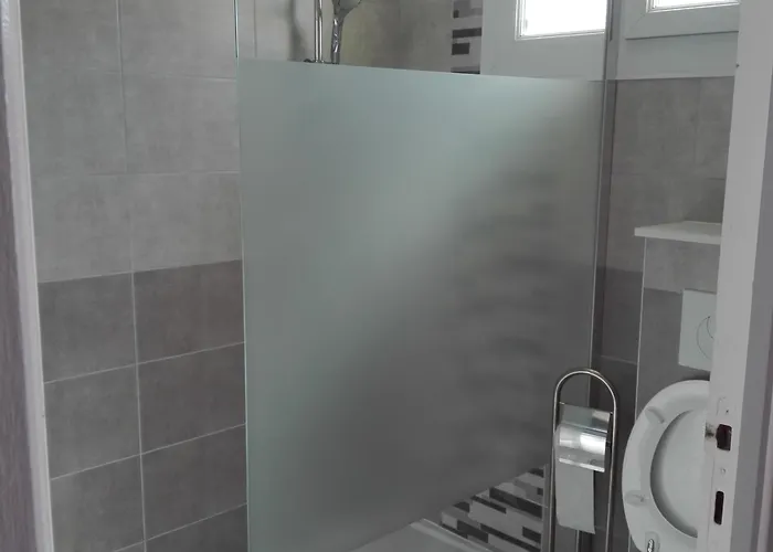 Casa vacanze Maison T4 Rénovée - Jardin Privé - Et Commerces à Pied - Stationnement Inclus - Fr-1-331-32 *