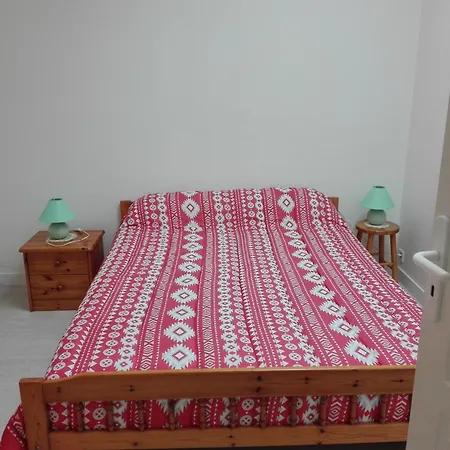 Maison T4 Renovee - Jardin Prive - Et Commerces A Pied - Stationnement Inclus - Fr-1-331-32 *